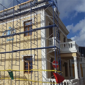 narrow frame scaffold