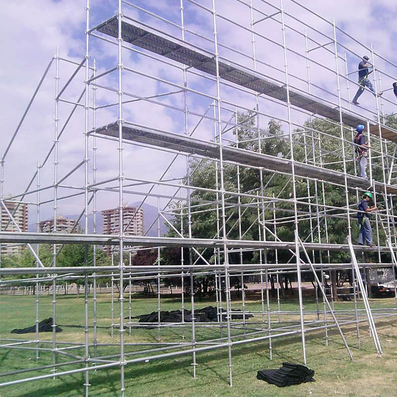 Set up ringlock scaffolding system for building